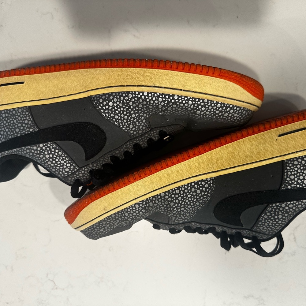 Nike Air Force 1 Low Safari Dark Grey Orange 488298-079 Men's Shoes Size 13 - Picture 2 of 7
